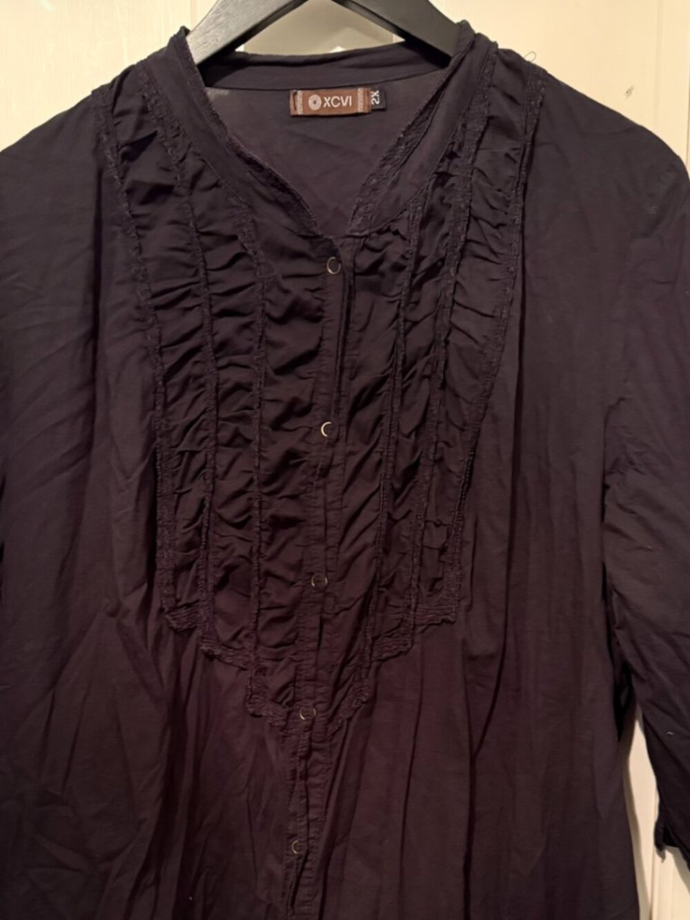 Vintage XCVI snap front tunic shirt black plus sized